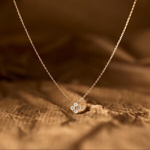 Delicate Gold Clover Pendant Necklace | Minimalist Dainty Jewelry